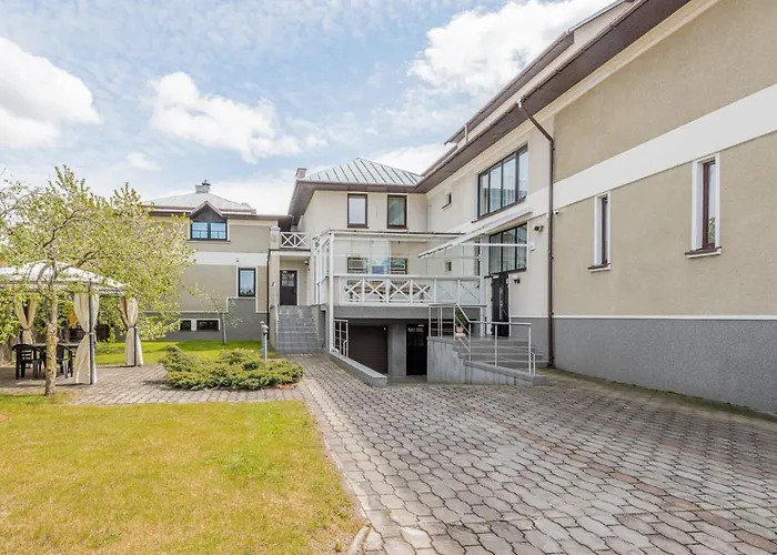 Vikondos Namai 3* פלאנגה