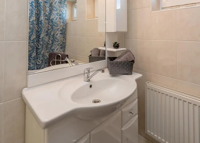 Vikondos Namai פלאנגה